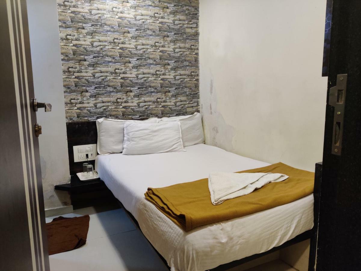 Hotel O Golden Sagar Bombay Exterior foto